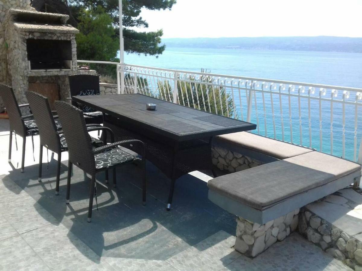 Apartmani Lastro Йесенице Екстериор снимка