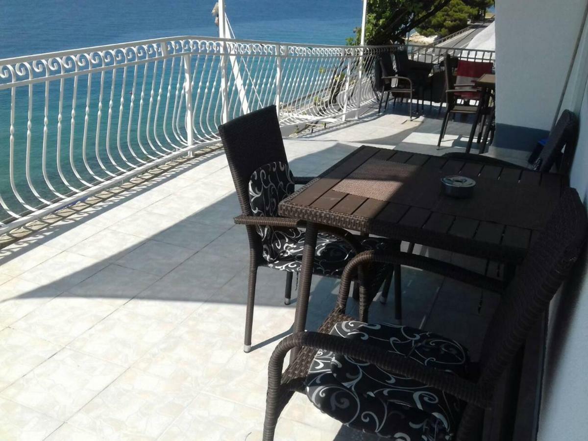 Apartmani Lastro Йесенице Екстериор снимка